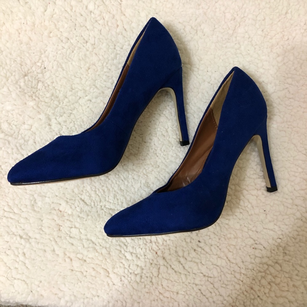 Blue Suede Pumps